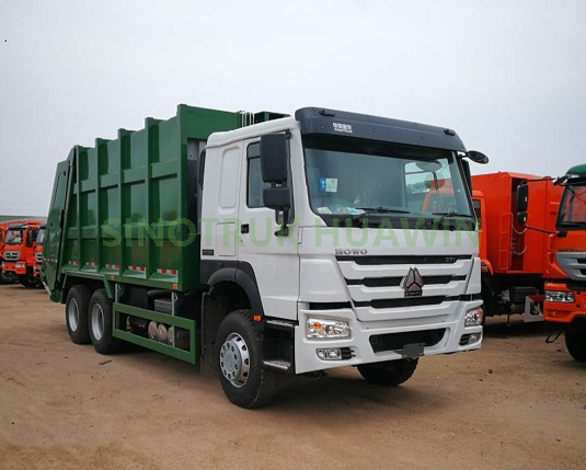 Caminhão compactador de lixo Sinotruk Howo 6x4