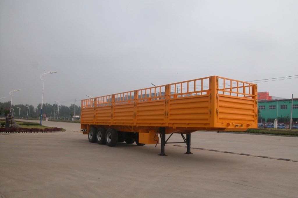 Trailer semi de armaz&eacute;m de 3 eixos