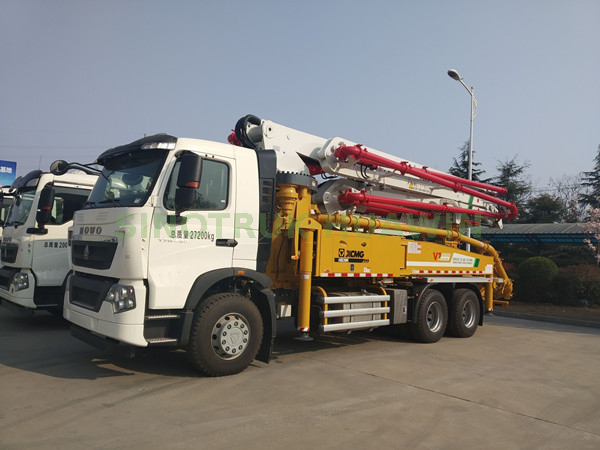 Caminhão bomba misturador de concreto montado SINOTRUK T5G