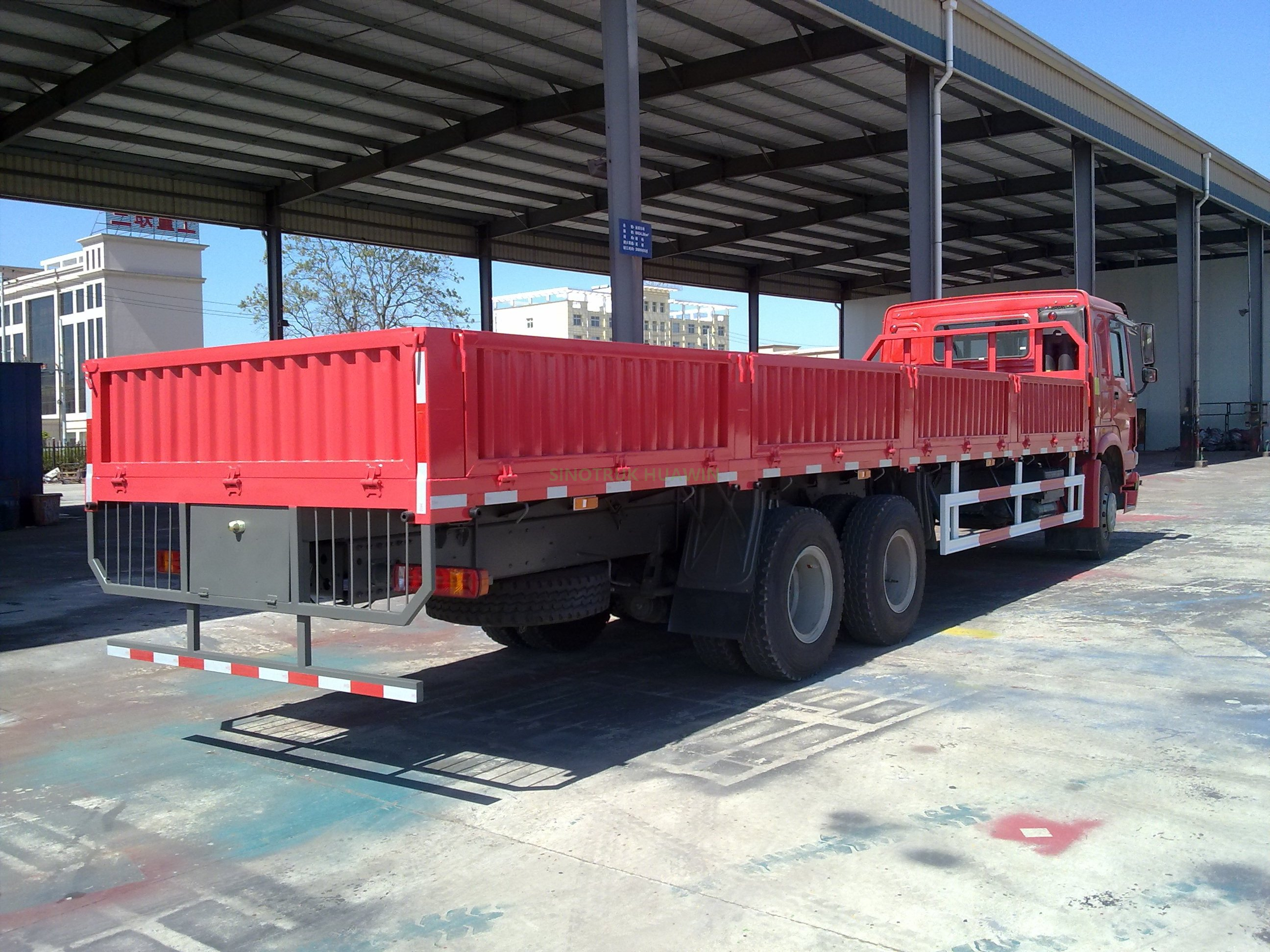 Caminhão de carga 6x4 HOWO
