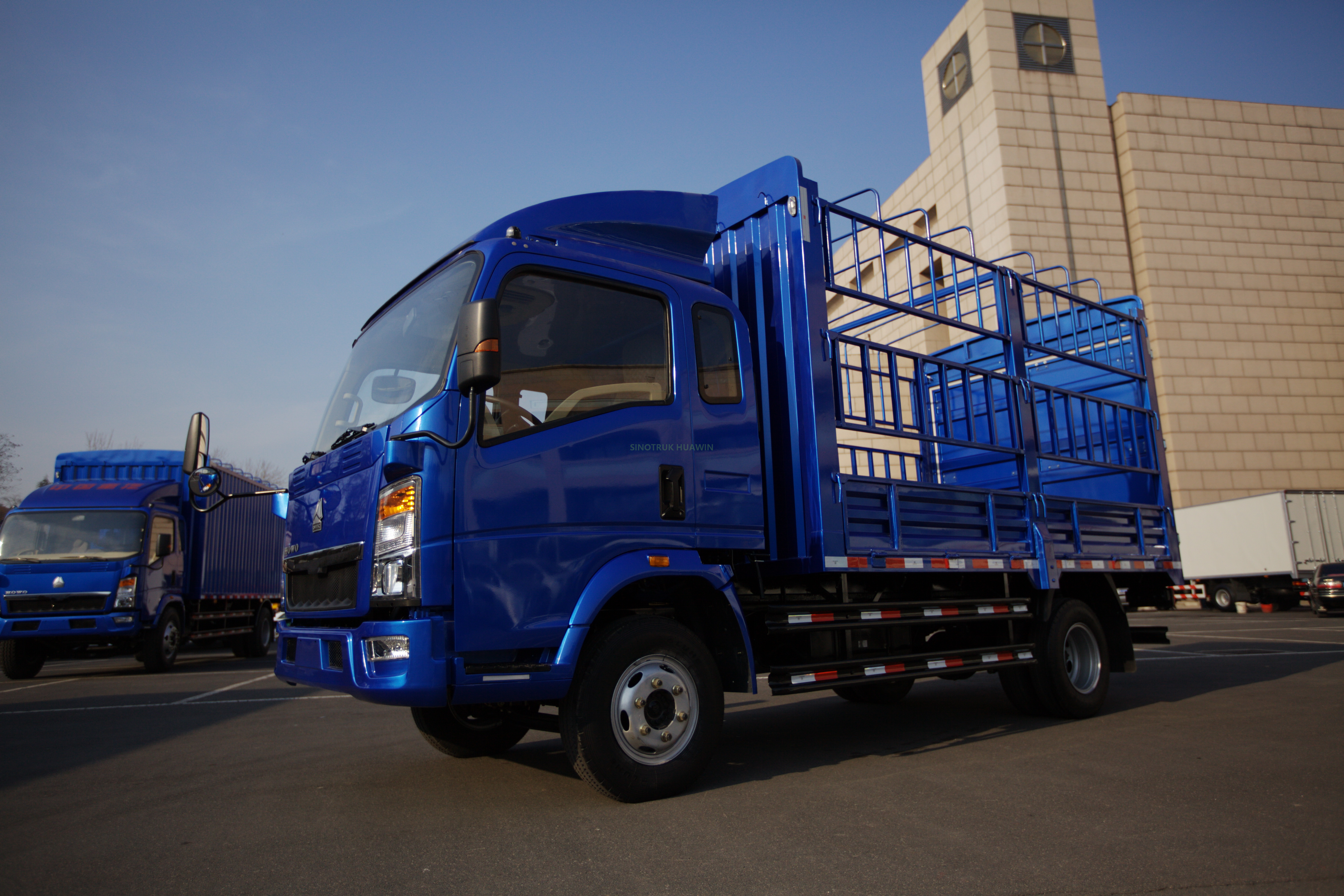 Caminhão de estaca SINOTRUK HOWO 4×2