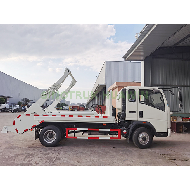 Caminhão Pá carregadeira SINOTRUK HOWO 4×2 com braço oscilante