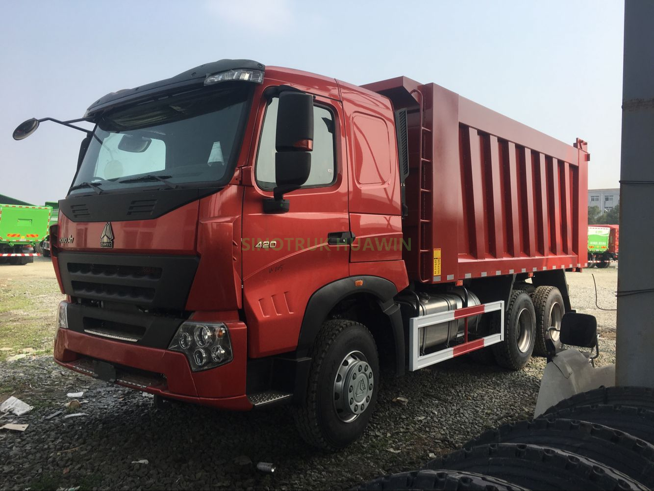 Caminhão Basculante Sinotruk A7 6X4 Frontal para África