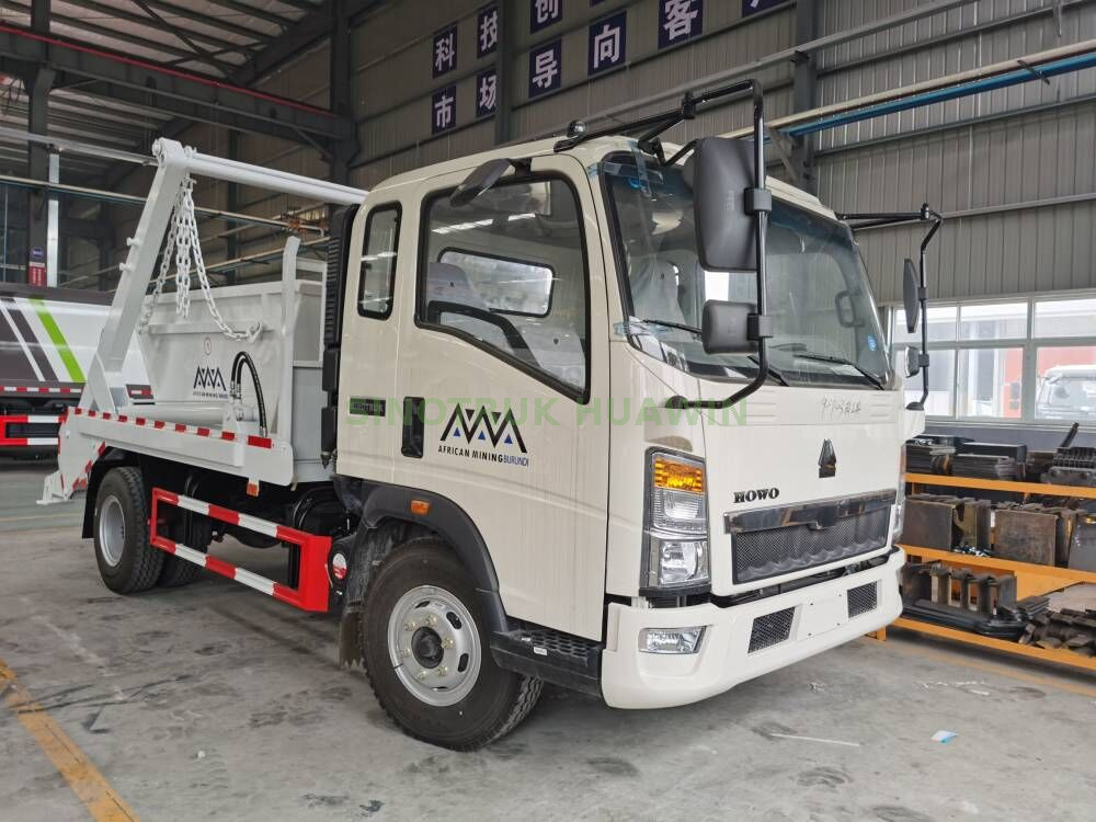 Caminhão Pá carregadeira SINOTRUK HOWO 4×2 com braço oscilante