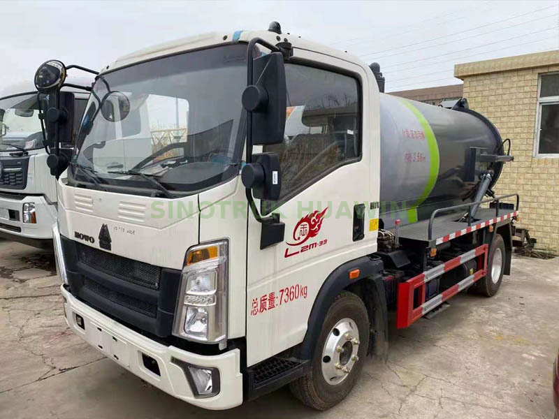 HOWO 4×2 caminhão de esgoto-10CBM